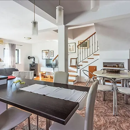 Feriehus Deleut-1 By Interhome Novi Vinodolski